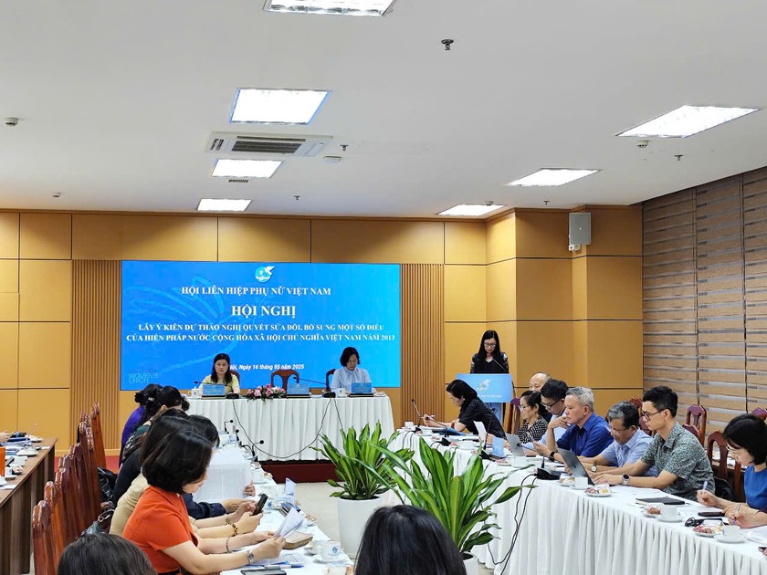 Hội LHPN Việt Nam góp ý dự thảo Nghị quyết sửa đổi, bổ sung một số điều của Hiến pháp